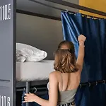 Marathon Hostel
